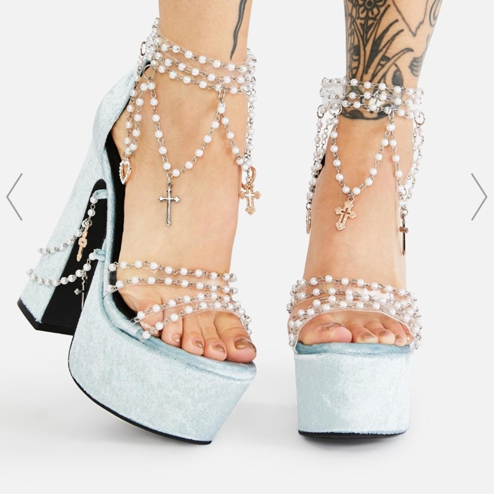 FRESH HOLY REVELATION PLATFORM HEELS